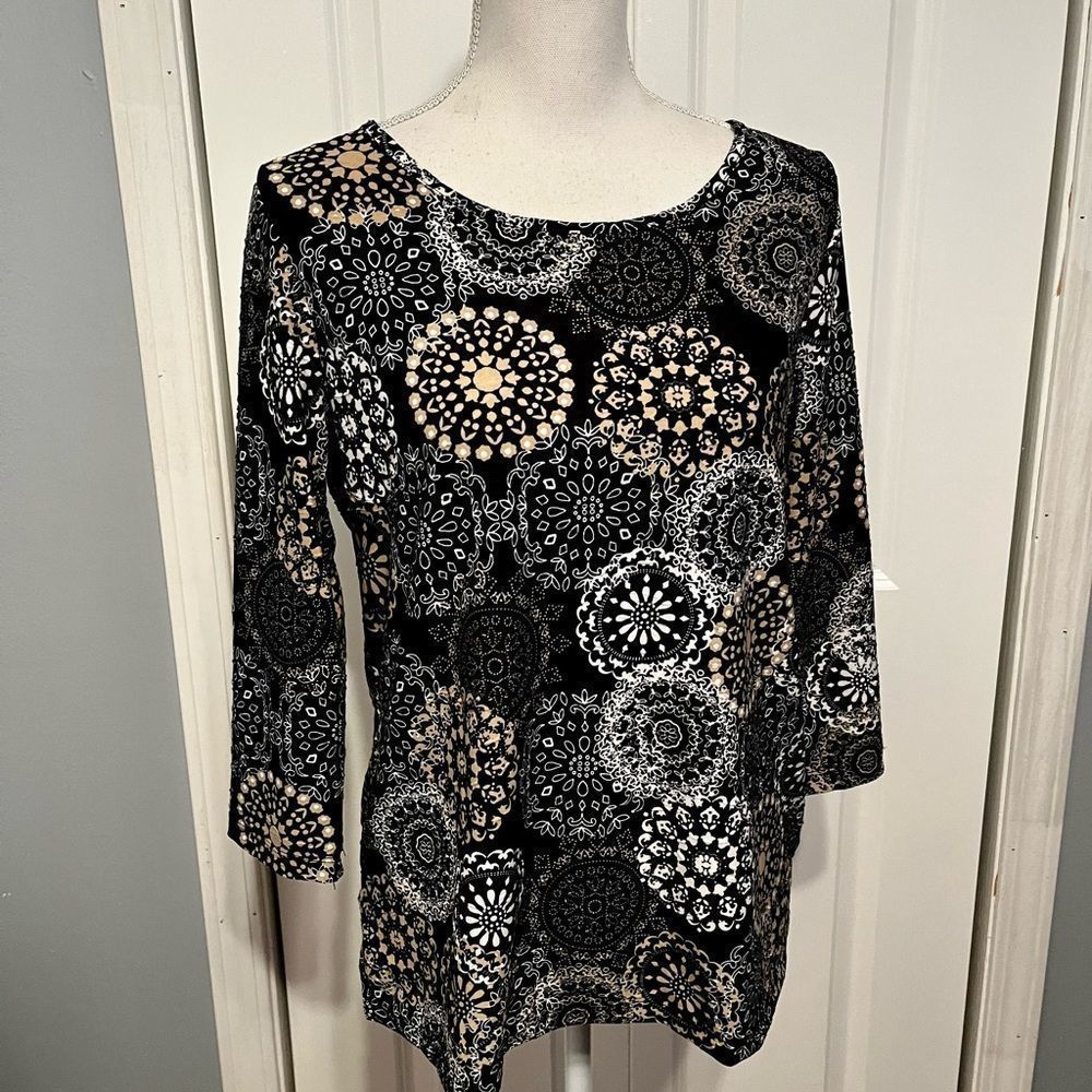 Medium Emily Daniels Black Medallion Top